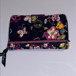 Excellent condition Vera Bradley wallet